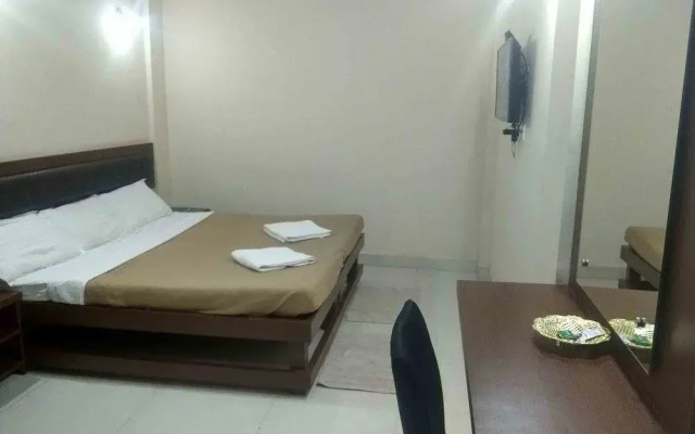 JK Rooms 108 Hotel Royal Regency