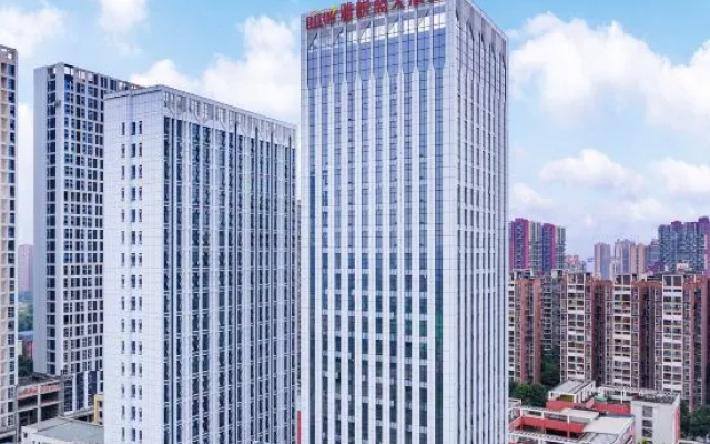 Elegant Azure Hotel – Outside – Chengdu