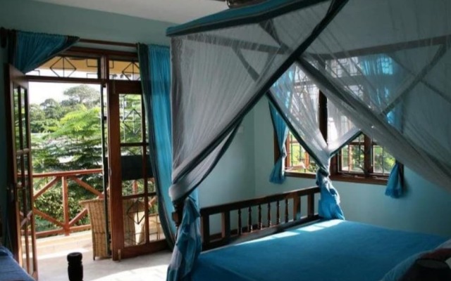 Niro Paradise House-Kusyombunguo Hotels