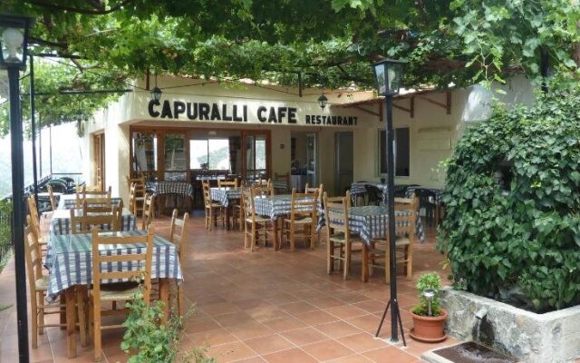 Capuralli Hotel