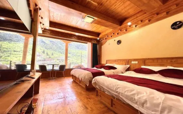 Danba Gezuo Folk Custom Boutique Hotel