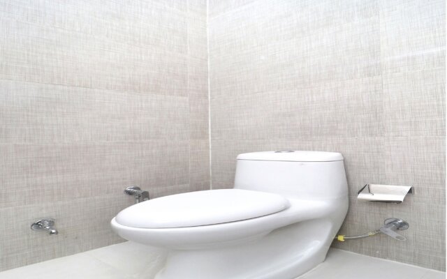 OYO 33475 Orient View