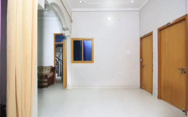 OYO 7441 Gomti Nagar