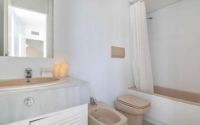 Marbella Pool House Ph78 On Sea Shore