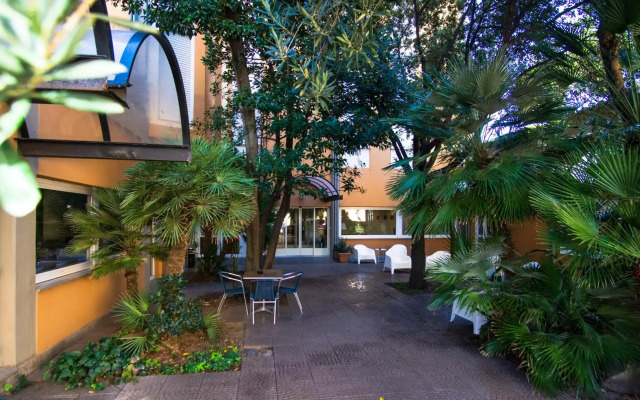 Hotel Mistral 2