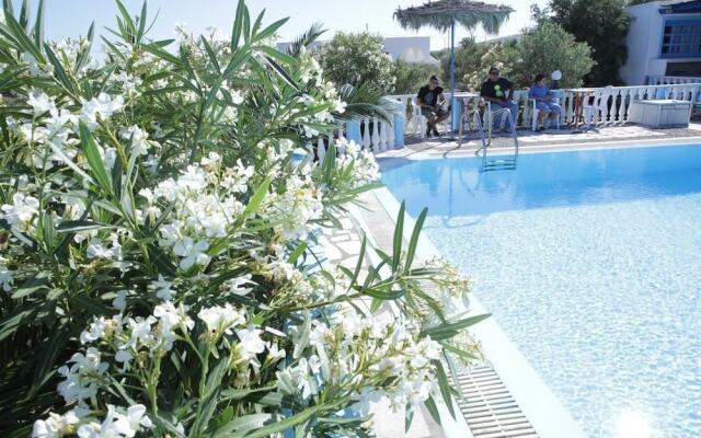 Studio Apartment Perivolos