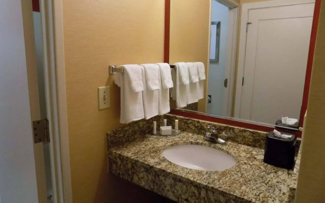 Courtyard by Marriott Indianapolis South