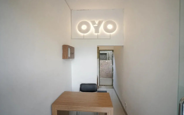 Lawang 15 Syariah by Oyo Rooms