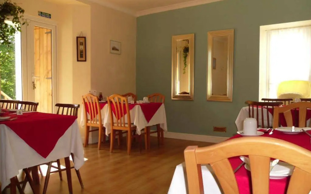 Acorn Lodge