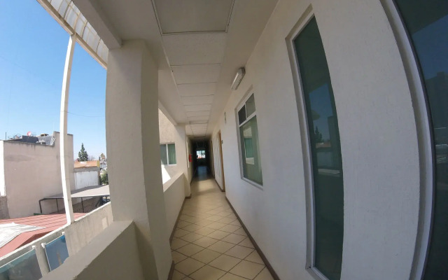Hotel Suites Victoria