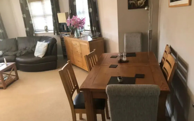 1 Bedroom Apartment Sleeps 2 - Pets Welcome - Tv