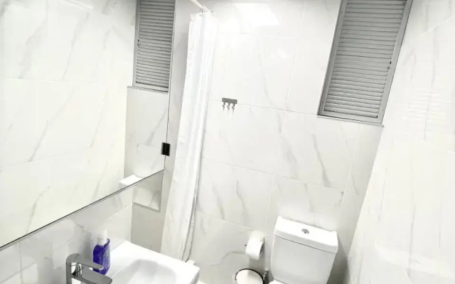 Classic 2 Bedroom Apartment Next To Metro - Marousi