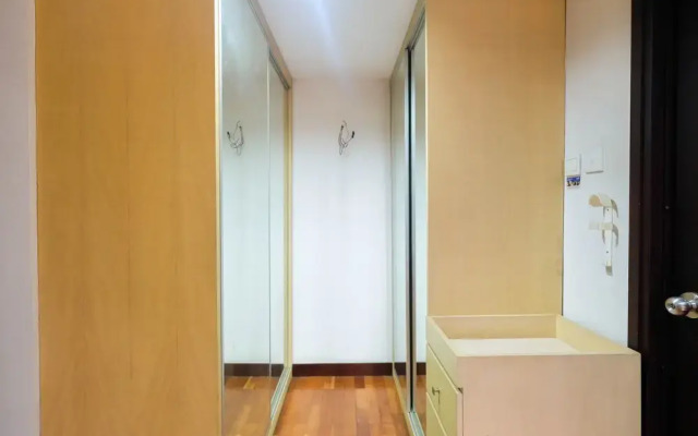 Spacious and Cozy 3BR Poins Square Apartment