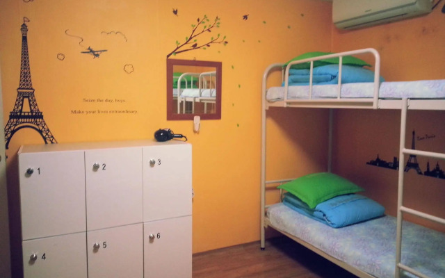 Blue Backpackers Hostel