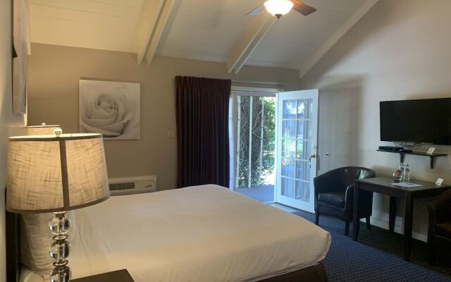 Golden Haven Hot Springs