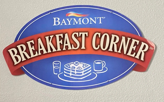 Baymont by Wyndham Flint Airport North