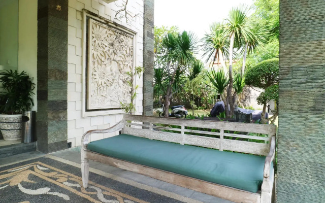 OYO 3910 Teges Inn