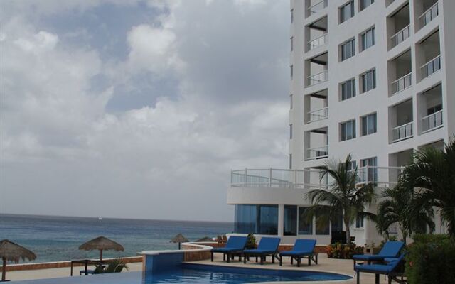 Peninsula Grand Cozumel