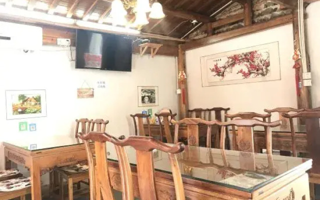 Hongcun Yuetang Renjia Inn