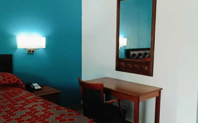 Budget Inn By OYO Edinburg Hwy 281