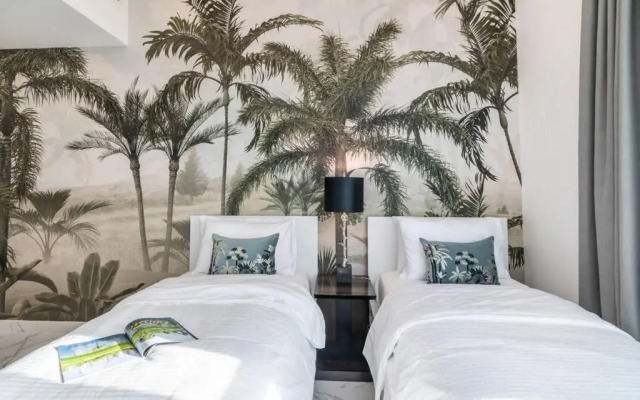 Wonderful 2BD with full Dubai marina view