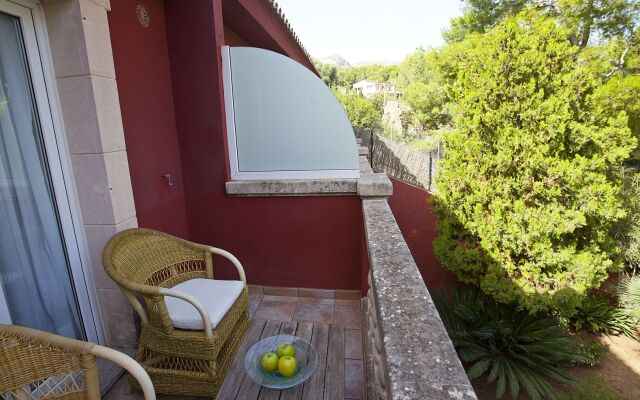 Hotel Cala Sant Vicenç - Adults Only + 16