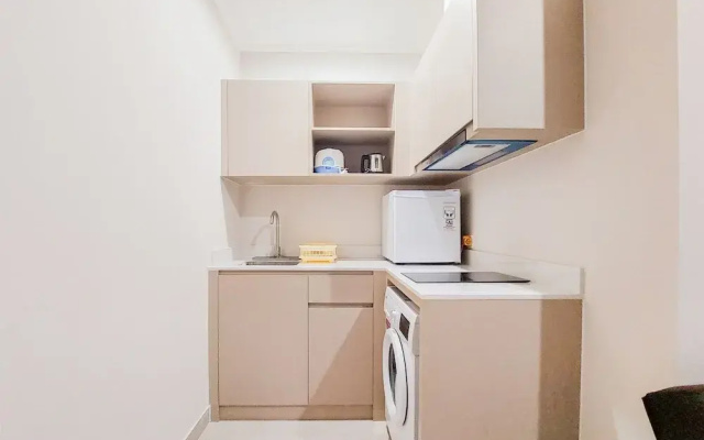 Modern And Warm 2Br At Menara Jakarta Kemayoran Apartment