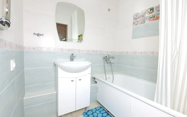 Krysa Mira na ulice Revolucii 52B