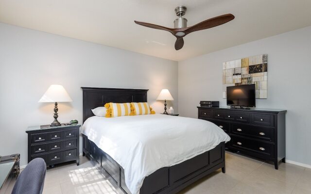 Starfire 2 Bedroom Condo by RedAwning