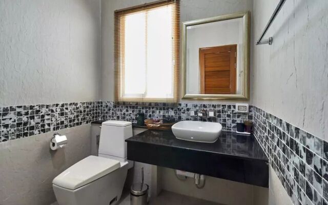 Holiday 3 Bed Room Tanode Villa