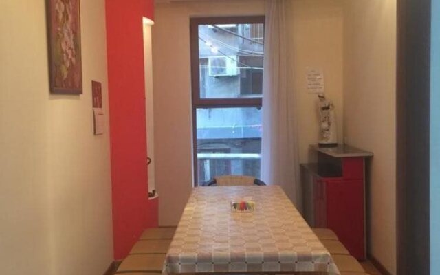 Destiny 1 Hostel