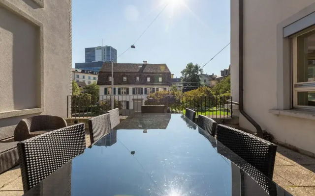 KAYA Zurich Stauffacher