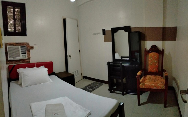 V.F. Riton Apartelle