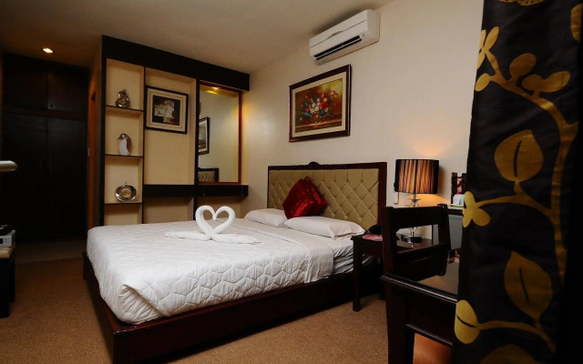 Big Apple Hotel & Bar