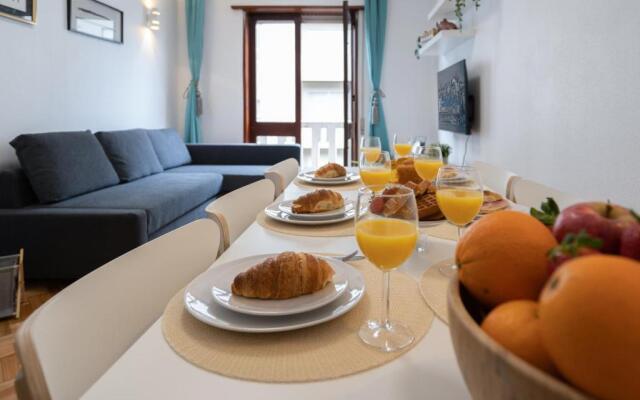 Deluxe Bright Flat with Netflix by Host Wise