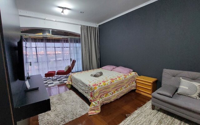 Amplo estudio proximo ao BOS em Sorocaba