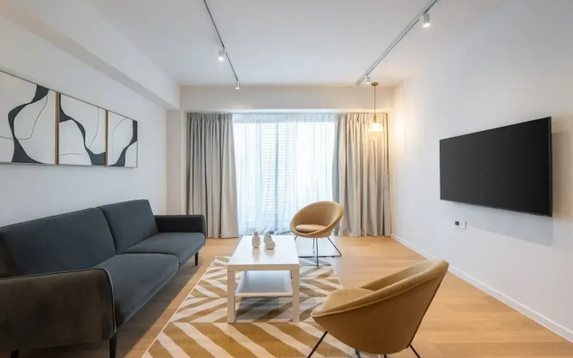 LIV Athinum 1 - Luxury Apartment 1C