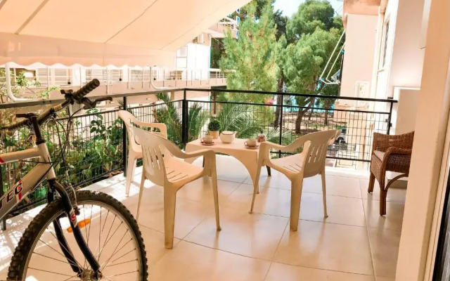 Luxury apartments 50 meters from the sea