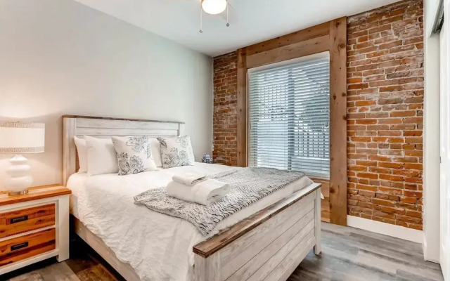 D030 2 Bedroom Apartment By Senstay