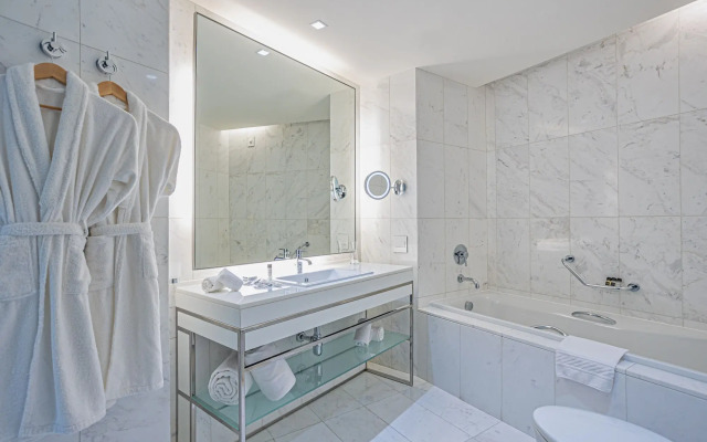 Intercontinental Luanda Miramar by IHG
