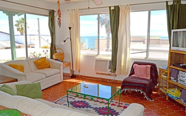 Las Mareas 21 2 Br home by RedAwning