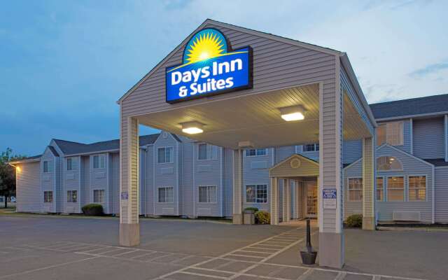 Days Inn & Suites by Wyndham Spokane Airport Airway Heights