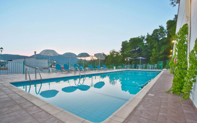 hotel Aegeon