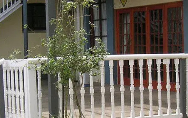 Howick Falls Hotel