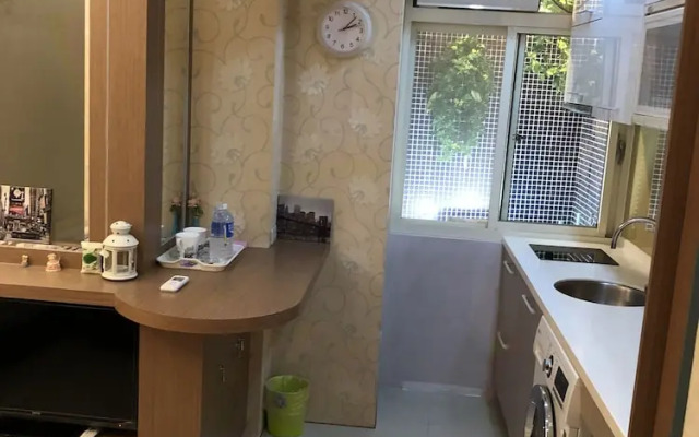 Dongqu Light Inn
