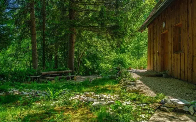 Yeti Cabin