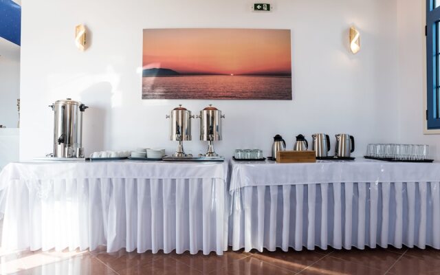 Anesis Hotel
