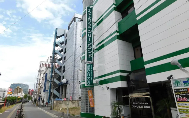Sauna & Capsule Hotel Greenland Nakasu - Caters to Men