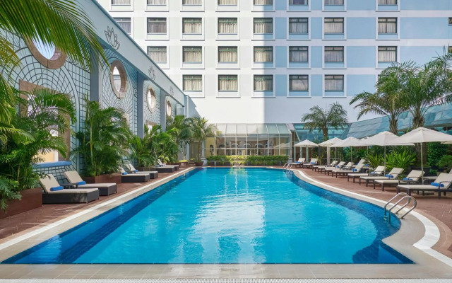 Sheraton Saigon Grand Opera Hotel
