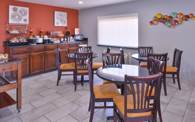 Americas Best Value Inn Batesville